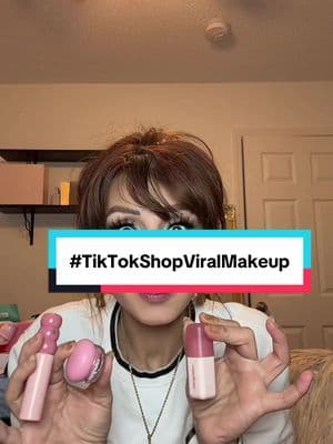 @Colorgram US #colorgram #TikTokShopCreatorPics #TikTokShopFallDeals #TikTokShopHolidayHall #LipAndChic blurring lip and cheek, blush, velvety, smooth, seamless, lightweight, beautiful on skin