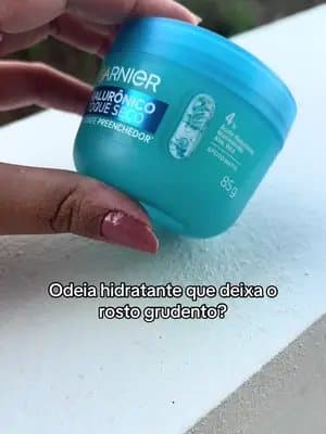 Hidratar a pele sem ficar com aquela sensação pegajosa? Sim! 💚 O hidratante Hialurônico Toque Seco da Garnier combina ácido hialurônico, niacinamida e aloe vera. Ajuda a manter a pele hidratada, com toque sequinho e controle da oleosidade por até 8 horas, segundo a marca. #tiktokshopbr #garnier #skincarebrasil #peleoleosa #hidratantefacial