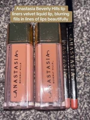 I am still in love with the Anastasia Beverly Hills lip liners, blurring liquid lips they blur my lips fill in fine lines and plump up beautifully. ##AnastasiaBeverlyHills##SpringTalk##SpringTalk##LipCombo##VelvetLip##LipLiner##AnastasiaBeverlyHillsLipCombo##TikTok##TikTokShop##TikTokCreator##TikTokShopRestock##OnlyOnTikTokShop##Beauty##Makeup##MakeUpDolls##MakeupQueens##Lips##ViralLipCombo##Viral
