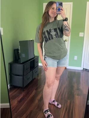 Another day another mama tee ⚡️prob my fav one. Nothing better than coming home and switching to a comfy shirt like this