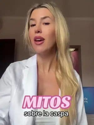 La caspa es algo súper frecuente y súper molesto. Cuántos de estos mitos de la caspa conocías? Si tenes más dudas déjamelas en comentarios. #NuevaYMejoradaFórmulaHS* @Head & Shoulders LA #publicidad *Fórmula con mejor deposición del activo y suavidad del cabello