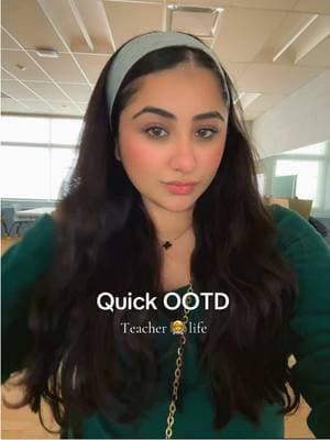 👩🏫 ☕️ #nj #teacher #OOTD #fashion #substituteteacher #juniorhigh #workfits #bananarepublic #bananarepublicpartner #fyp #outfitinspo #outfitideas #teachersoftiktok #teacherootd #halarapants #TikTokShop #amazonfinds #target #