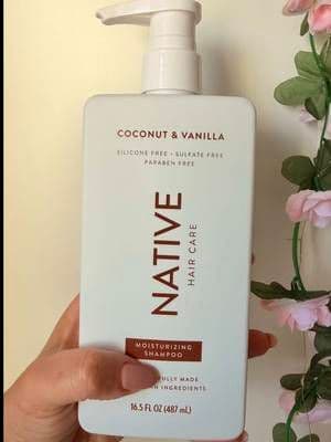 Después de probar ese shampoo y acondicionador varios dias, lo primero que voy a destacar, es su olor espectacular a coc