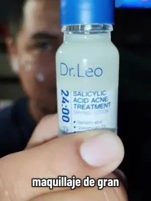 La fórmula número. 1 para combatir esas imperfecciones que son nada que ver, Dr. Leo siempre tiene los mejores productos, y este te aseguro que te encantará, déjalo actuar toda la noche y al despertar encontrás un rostro reluciente @Dr.Leo MX #drleo #drleoacneessence #acne #cuidadofacial #tiktokshop
