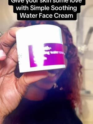 @SimpleSkincareUK Simple Soothing Water Face Cream 50ml ✨For soft, smooth, radiant skin ✨ ✨Lightweight formula with instant hydration 💦 ✨Soothes and calms for a healthy-looking glow ✨Perfect for Valentine's prep or everyday self-care #SimpleSquadUK #AD #SimpleSmoothHydrate
