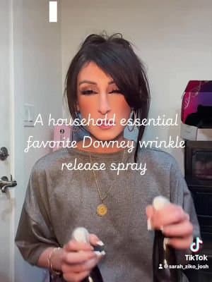 Highly recommend the Downey wrinkle release spray highly effective smells delicious and such a good value @Downy Wrinkle Releaser ##downywrinklereleaser##downy##TikTokShopBlackFriday##discoveryourgift ##tiktokshopfalldealsforyoudays