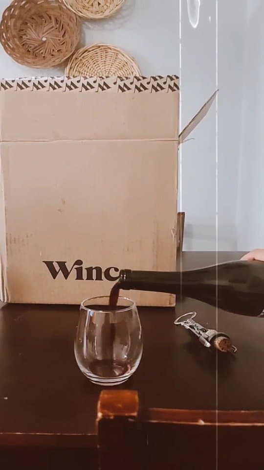 🍷 You know what day it is! 🍷
#winewednesday what's in your glass this evening?
•
We've been at it on the farm all da