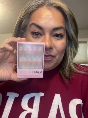 @Glamnetic #glamnetic #glamneticnails #tiktokshopfinds #holidayhaul #pressonnails #pressonnailstutorial