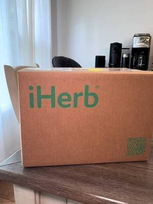 A website that has brands you can trust, ways to save you money on things you already buy, and super fast shipping? Say less ๐๐ป Use promo code MAYWELLNESS for 22% off orders of $60 or more even if youโre not a new customer! โจ Link in my ๐๐ฒ @iHerb #wellness #momlife #ugc #iherb #unboxing
