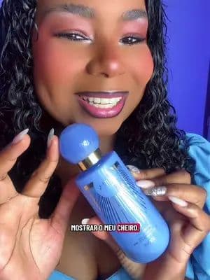 ✨ BODY SPLASH ATHENA GLOW – AURA BEAUTY 😍💖 Aquele cheirinho irresistível que deixa você perfumada e cheia de confiança o dia inteiro! 🌸✨ O Body Splash Athena Glow é perfeito para quem ama fragrâncias leves e marcantes. ✔️ Fragrância feminina e sofisticada ✔️ Sensação de frescor prolongada ✔️ Ideal para usar após o banho ou no dia a dia ✔️ Perfeito para levar na bolsa e reaplicar quando quiser 💖 Fique cheirosa em qualquer ocasião com uma fragrância que encanta por onde passa! 💸 Qualidade e perfume incrível por um preço que vale a pena! 🛒 Clica no carrinho laranja garante o seu agora! 💬 Comenta “EU QUERO” que eu te mando o link! 🔥 @Aura Beauty Club #tiktokshopbrasil #aurabeauty #athenaglow #bodysplash #perfumefeminino