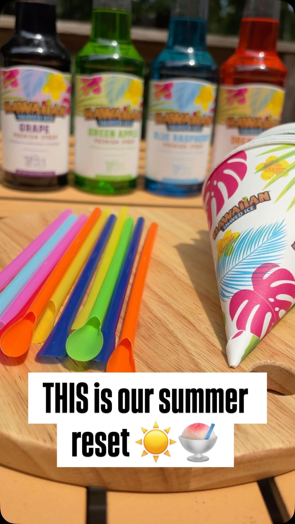 Simple summer moments outside ☀️ @hawaiianshavedice Ice Maker has been an easy way to elevate backyard summer days, outd