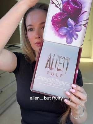 a lighter, fruitier take on Alien 🍓✨ #GiftedByMugler #AlienPulp #perfumetok @Mugler