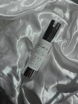 Want glass skin that actually happens? ✨ If your skincare feels like it’s just sitting on top of your face, VT Reedle Shot 100 is the game changer. Cica Reedle™ technology helps active ingredients penetrate deeper for real results. Yes, that mild tingling means it’s working! ⚡ Shop on YesStyle and use code IRIN1115 for a discount! 🛍️✨ @YesStyle @VT Cosmetics US #VTcosmetics #ReedleShot100 #Kbeauty #YesStyle #GlassSkin