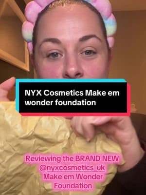 As a 40 year old with both dry & oily skin, rosacea that’s sensitive! I was very pleased at how easily this applied allowed makeup to be blended over the top! Great addition to my collection x @nyxcosmetics_uk #tiktokmademebuyit #dealdrops #beautycrush #beauty #makeup