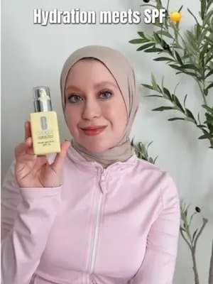 Hydration meets SPF ☀️🧴@Clinique .. #GiftedByClinique #DramticallyDifferent #Skincare #DermatologistTested #Clinique