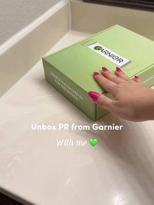 Thank you @Garnier USA for spoiling me 😌 My hair needed some extra love lately 💫 #giftedbygarnier #garnier #unboxing