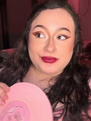 @PLOUISE off the record palette isn’t just an eyeliner palette… it’s art supplies! And it’s only £10 #plouise #eyeliner #makeup #dealdrops #tiktokmademebuyit