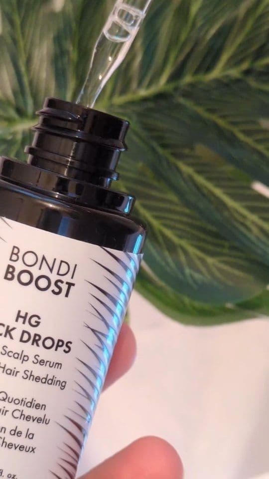🎁 Gifted by @BondiBoost 💧
Say hello to stronger, fuller-looking hair!
I’ve been using the Lock Drops Anti-Shedding Se