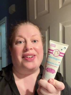 POV: you finally found the product that keeps you from sweating before you even leave the house 😭☀️ This has officially become part of my summer routine. Individual results may vary! #Megababe #SummerEssentials #BodyCare #HotGirlSummer #TikTokMadeMeBuyIt @Megababe