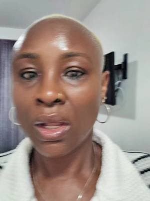 With wonderskin, less can actually be more.@Wonderskin 💋 #wonderskin #makeup #beautifullips #eyemakeup #tiktokmademebuyit