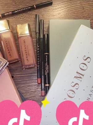 Doing my favorite lip combo before I walk out the door game day food for Super Bowl my favorite lip combo Anastasia Beverly Hills #AnastasiaBeverlyHills #LipCombo #GetReadyWithMe #SuperBowl #GameDay #GameDayFood #SuperBowlSnackSnacks #Snacks #TikTok #TikTokShop #TikTokCreator #Makeup #Beauty #Self-care #hautdropsdntheglow