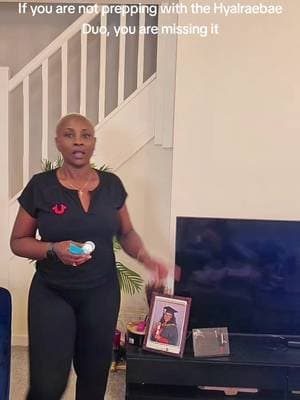 Skin prepping with the Hyalraebae Duo from mixsoon is very important for a perfect make-up finish @mixsoon.uk #mixsoonuk #skinprep #perfectmakeup #hyalraebae #tiktokmademebuyit