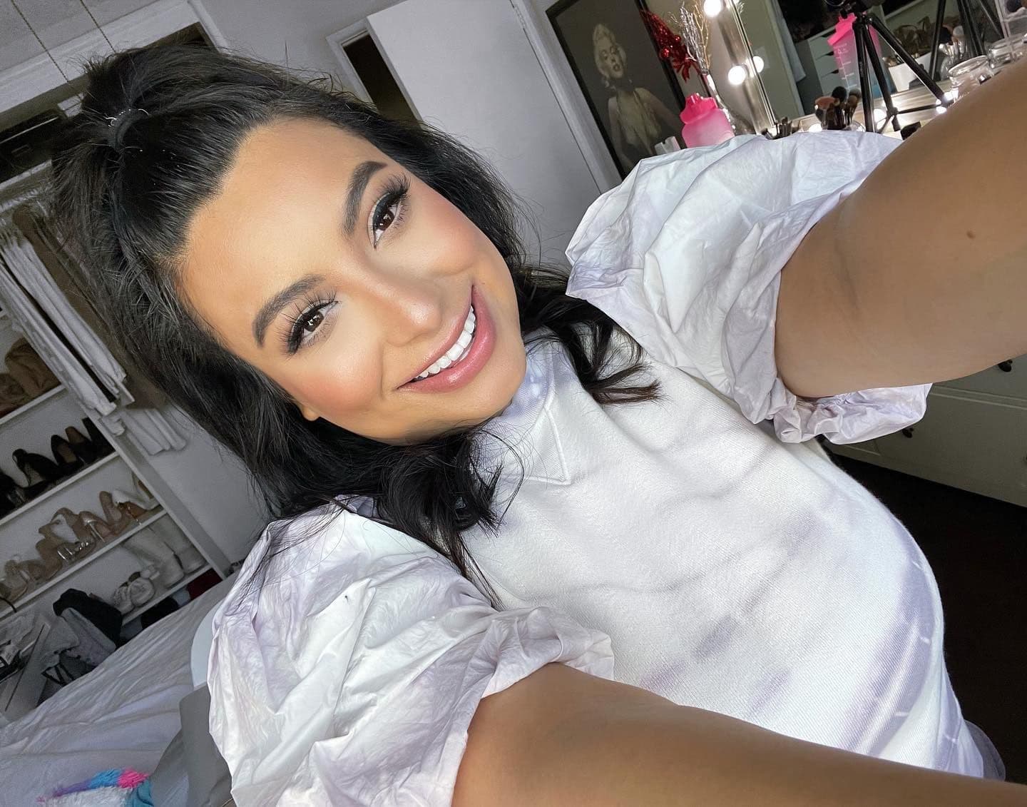 Tried the @makeuprevolution Conceal & Define concealer the other day in the shade C2. I went a little lighter than norma