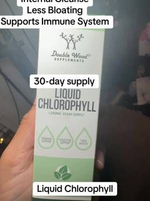 Trying to glow up from the inside out? This liquid chlorophyll supports detox, helps reduce bloating, and promotes clearer-looking skin. If your body needs a reset, don’t wait — stock up before it sells out. ⏳✨ #tiktokshop #tiktokshopfinds #chlorophyllwater #dailywellness