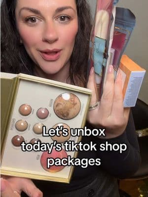 Let’s Unbox Tonight’s Tiktokshop packages!! @Laura Geller Beauty @Javvy Coffee #unboxin #unboxinghaul #tiktokshopholidayhaul #tiktokshopfinds #prpackages