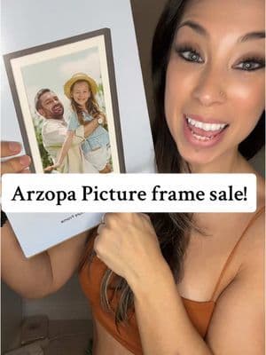 If you haven’t grabbed this for your mama or grandma now IS the time! Dobt wait too long for sales or for things to sell out! This video is apart of the tastemakers launch #tiktokshopblackfriday #creatorsearchinsights #arzopapictureframe #tiktokcybermonday #ttstastemakers #tastemakerslaunch