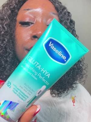 #VaselineGlowGettersUK #AD #VaselineOOOGlow #SilkSkin @vaselinebranduk