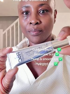 This here, is what every lips need to stay healthy. @RoC Skincare #lipcare #nodrylips #lipvolumizer#tiktokmademebuyit