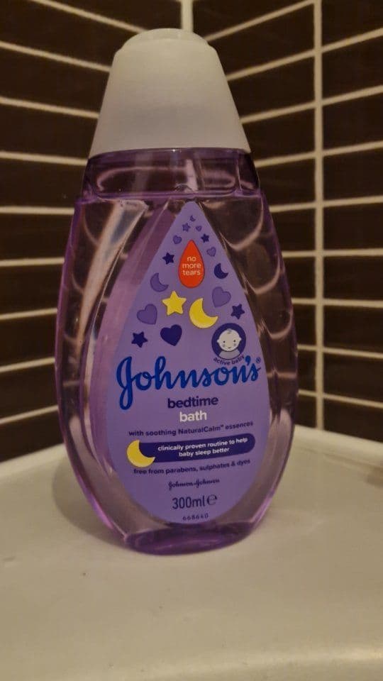 Review / ad / gifted
As a member of @officialemmasdiary @officialparentsquad Daniella was gifted @JohnsonsBabyUK bedtime