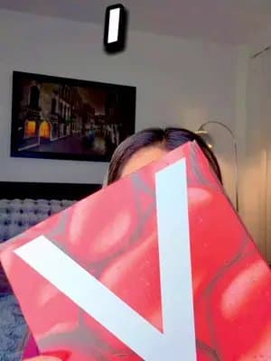 Unboxing my Vichy skincare treat and exploring the texture up close. A little skincare moment, a little self care, and my honest first impressions. I was gifted by Vichy. @vichylaboratoires #VichyCollagenUnboxing #LorealistarCA #MeAndMyCollagen #VichyLaboratoires@L’Oréal Paris @Vichy Brasil @Lorealistar