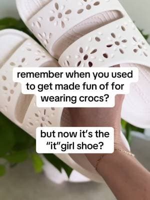 Crocs for the win #crocs #crocssandals #sandals #crocsgang #crocs4life #womenssandals #tiktokmademebuyit #viralproducts #trendingnow #tiktokshopspringglowup #tiktokshopspringsale2025 #springfinds #springglowup #tiktokshopspringglowup #tiktokshopcreatorpicks #tiktokshopspringglowup #tiktokshopmemorialday #springtok #tiktokfinds