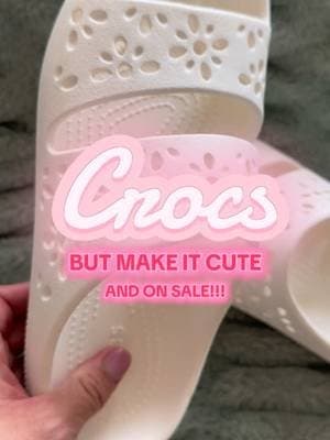 THESE FLORAL CROCS!!!! #crocs #croc #crocs4life #crocsgang #crocssandals #crocswithnosocs #sandals #summershoes #springtok #springshoes #tiktokshopspringglowup #tiktokshopspringsale2025 #springfinds #springglowup #tiktokshopspringglowup #tiktokshopcreatorpicks #tiktokshopspringglowup