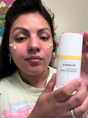 Un día se skincare con Biodance usando la crema de Niacinamide en crema, Collagen en crema y el suero de Collagen #tiktokshop #biodance #serum #glowingskin #kbeauty @Biodance Store US @Biodance Store SG