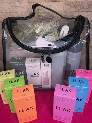 Se ami il mondo nails, questo unboxing ti farà innamorare! 🤩💅🏼 Peggy Sage è uno dei marchi storici della manicure professionale: da quasi un secolo sviluppa prodotti pensati per offrire qualità, innovazione e risultati impeccabili. Oggi propone una gamma completa per la cura delle unghie, dagli smalti semipermanenti ai trattamenti professionali.✨ La qualità dei prodotti si percepisce subito e non vedo l’ora di provarli tutti! Vi piacerebbe vedere come si applicano? Scrivetemelo nei commenti!🩷 @peggysageitalia #peggysage #ilak #unboxin #gifted #ad