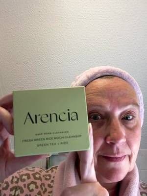 In this weather I need my cleanser to be refreshing and this is… Say helllo to the @arencia Fresh Green Rice Mochi Cleanser I know it’s sounds good enough to eat! Look at these key ingredients 💚 Green Tea Extract - soothes inflammation 💚 Rice Water & Powder - cleanses dead skin cells 💚 Y Mung Bean Extract - detoxifies acne-prone skin It feels so nice on your skin, it leaves your skin feeling so clean and fresh and it’s all natural ingredients. This definitely gets my recommendation 💚 Have increased the speed to keep the video shorter and hopefully watchable 🥰 #arencia #ricemochicleanser #acne #blackheads #TikTokShopMadeMeBuylt @Arencia