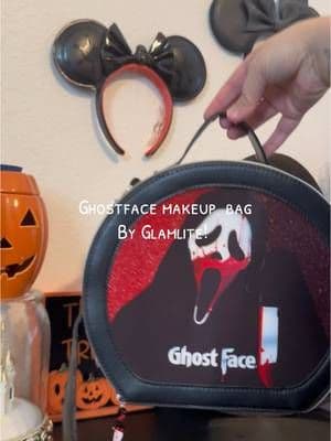 @Glamlite #glamlitecosmetics #glamlite #glamlitexghostface #makeup #cosmetics #makeupbag #cosmeticbag #ghostface #ghostfacecult #horror #tiktokshop #tiktokshopp #tiktokshopping #tiktokshopspringsale #tiktokshopspringsale2025 #springtok #glamlitemakeup #spookyseason #spookyszn