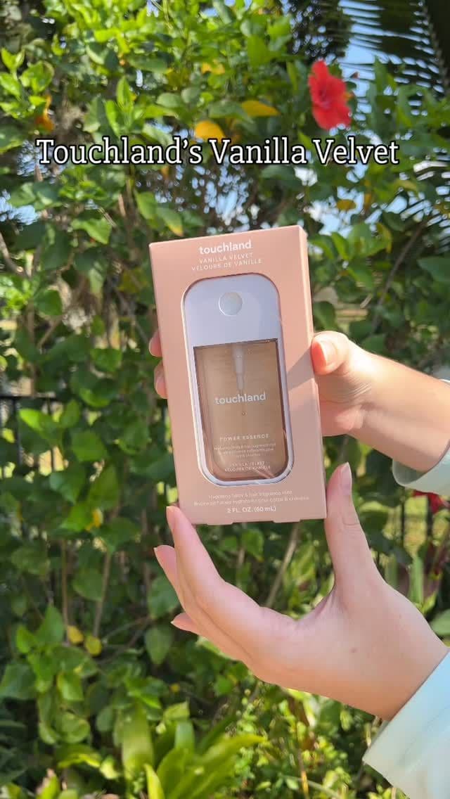 @touchland has some great body & hair mist scents that are PERFECT for fall! Grab yours now using code STEPHINTOTHEMAGIC