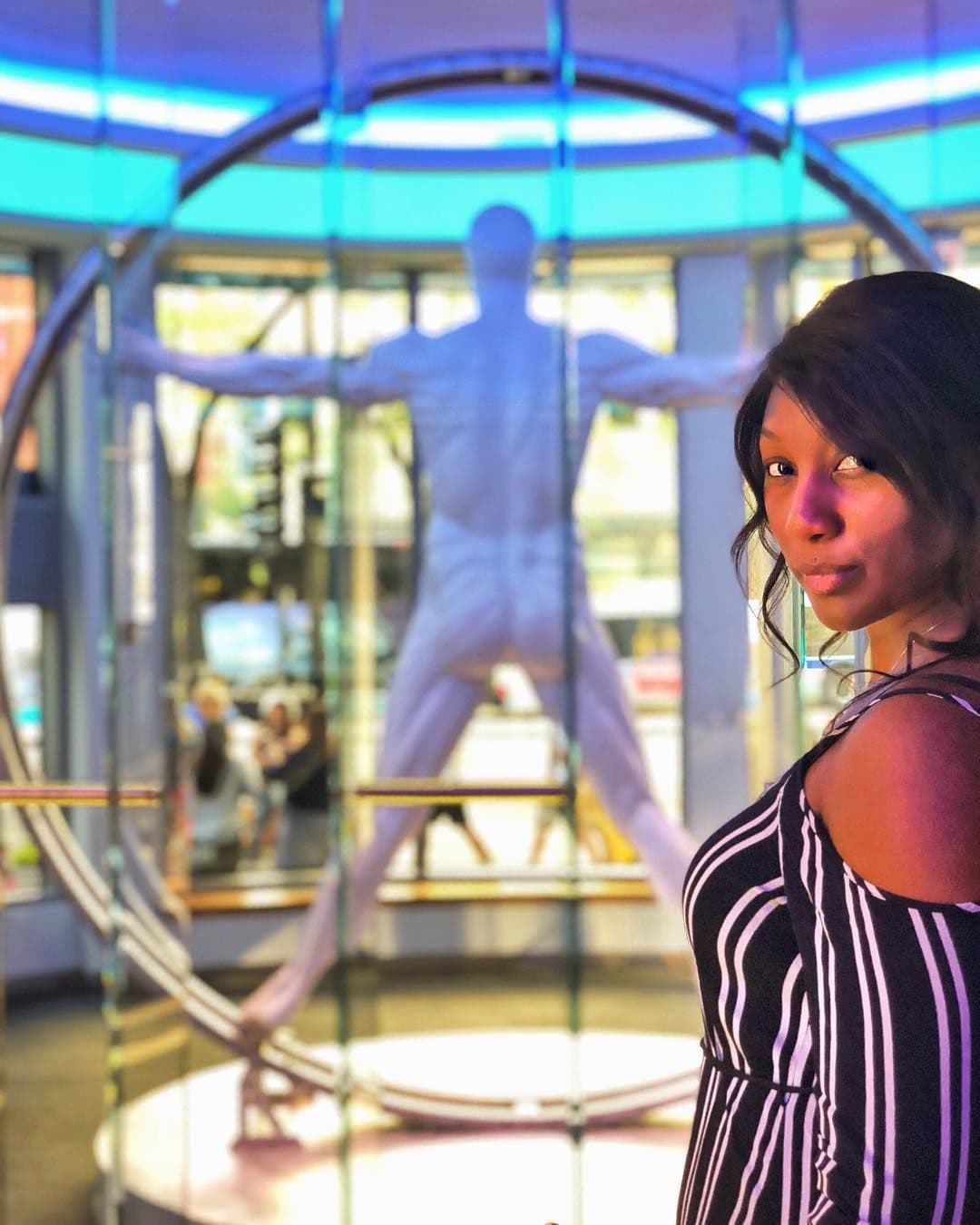 Have you been to the new Westworld Experience at the @ATTMichiganAve flagship store? If not, you must, it’s incredible.