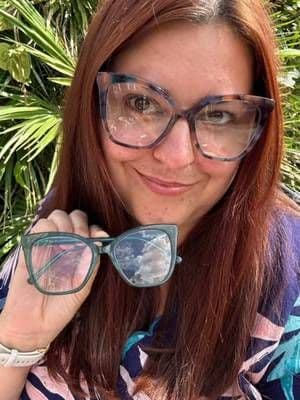 This has 7 hashtags and one tag π Can you ever have too many frames? Asking for my two new personalitiesβ¦ π€ Swipe to see how Iβm styling my Firmoo prescription glasses in two bold, fun looks β the deep green Shirley vs. the colourful multi-tone Shirley+ ππ These frames are: π Stylish & lightweight π Affordable (prescription included!) π RX & non-RX available π Packaged beautifully (even the case is a vibe!) β¨ Use my code VFBD50 for 10% off at Firmoo.co.uk π Linked in bio! Which pair suits me more? ππ @Firmoo_UK #ad #gifted #firmoouk #firmooukLW #Glow_with_Ania #prescriptionglasses #eyewear
