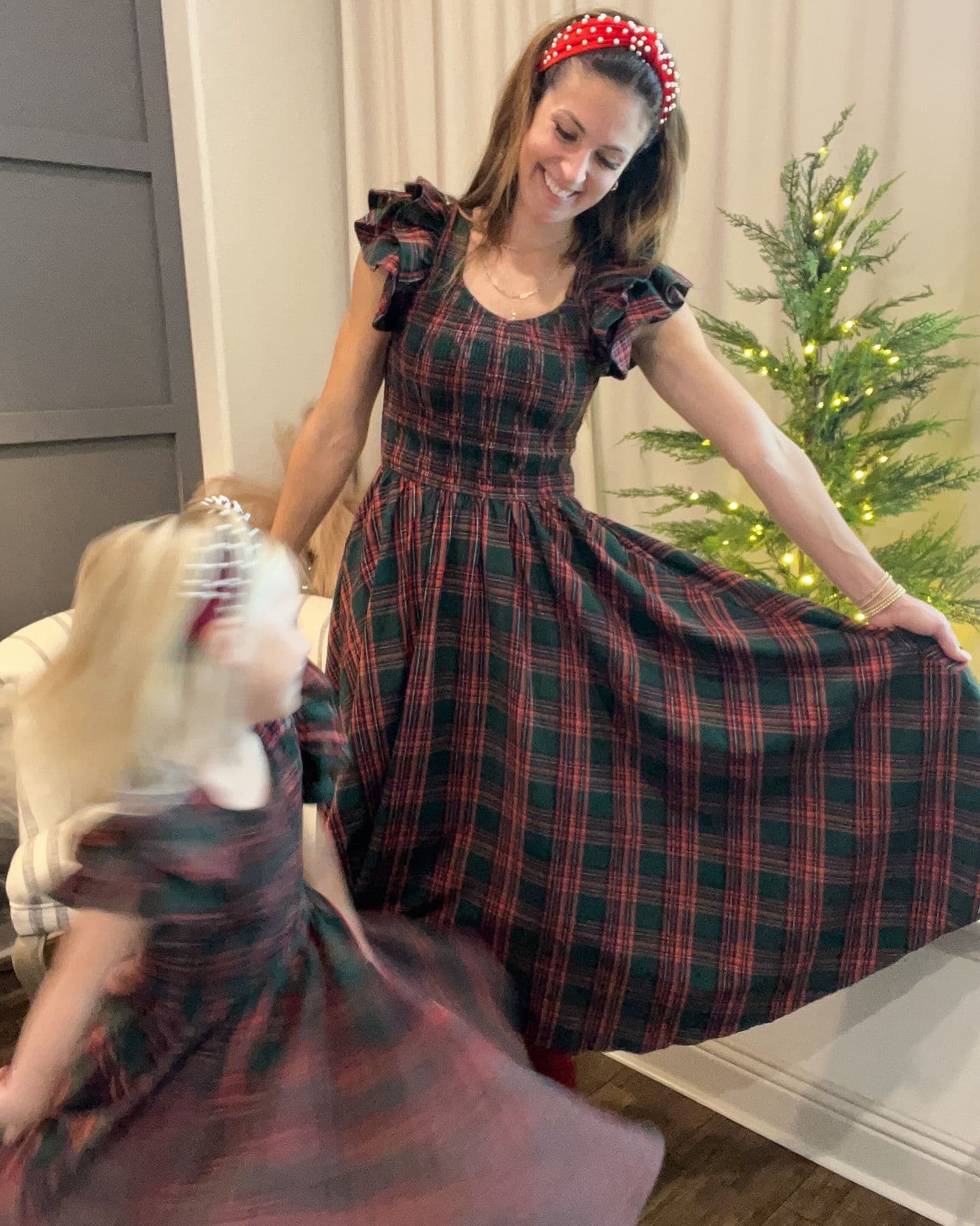 Twirling into the first Monday of our very favorite time of year!
Our friends at @ivycityco sure know how to make a twi