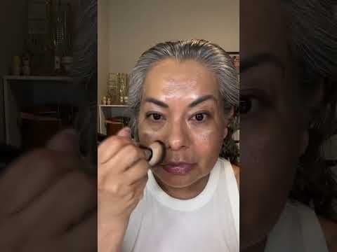 I tested the Revolution Skin Silk Radiant Satin Serum Foundation and Concealer/Brightener and hereβs