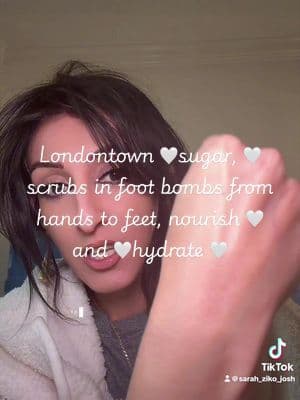 You want the perfect soft glow hydrated, feet and hands. Try this. I highly recommend that y’all thank me later @LondontownUSA #DealsForYouDays #l#londontown#t#tiktokshopsummersaleS#SummerTurnUp#f#footscrub
