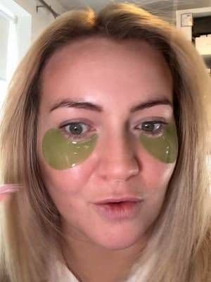 @Pixi Beauty BeautifEYE brightening eye patches 🤍👌#fyp #tiktokmademebuylt #springdeals #tiktokshop #eyepatches