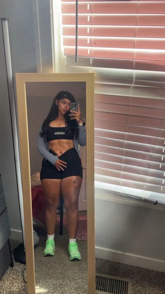 “Oh, she’s just in a phase 🙄” This is why you block out negativity. Crazy how streaming and recording my progress has landed me so many opportunities. From long/short term sponsors all because I do what I love 🥰 the amount of people that support me and send me inspiration messages I love you all so much! None of this would be possible. This is just the start and I can’t wait to see what my future holds 😭🥹 working with EHPLabs, Celsius & C4. I can’t imagine what’s yet to come 🩷 #fyp #sponsored #fitness #gym #personaltrainer