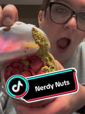 My first @Nerdy Nuts Shop and I’m sooo excited and I just can’t hide it #delicious #thebestfoodever #dubaichocolate #peanutbutter #deluxepeanutbutter #tiktokmademebuyit #nerdynuts