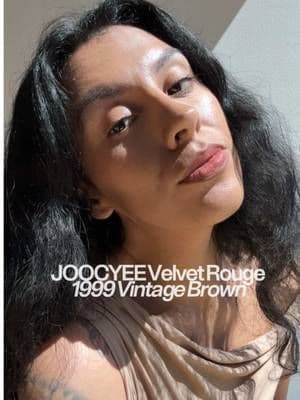 This velvet texture makes me feel so whimsical, wearing @JOOCYEE US velvet rouge in vintage brown 🤎💄🦋 #joocyee #tiktokshop #joocyeelipstick #velvetrouge